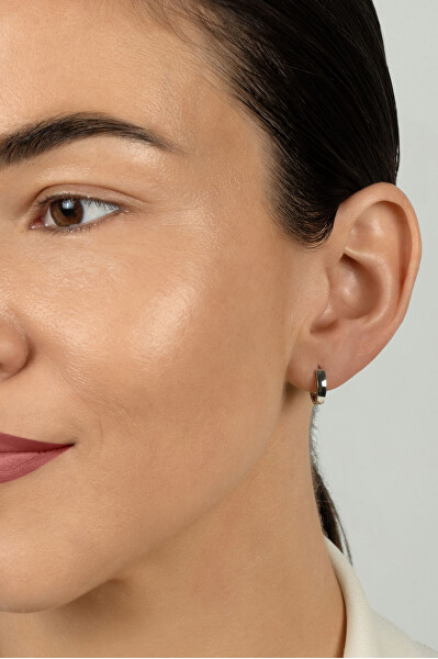 Nadčasové stříbrné náušnice EA203W