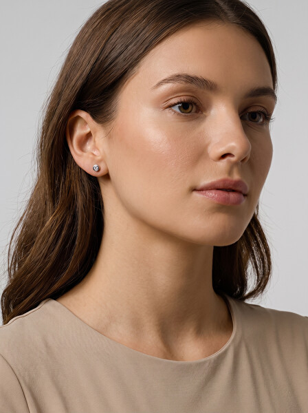 Nadčasové stříbrné náušnice se zirkony EA609W