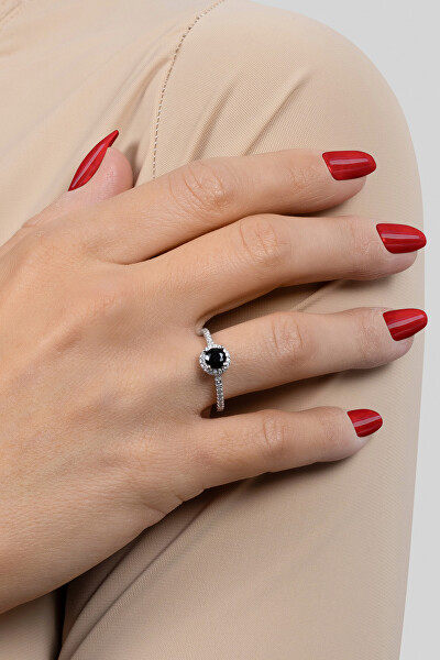 Očarujúce strieborný prsteň so zirkónmi RI054WBC