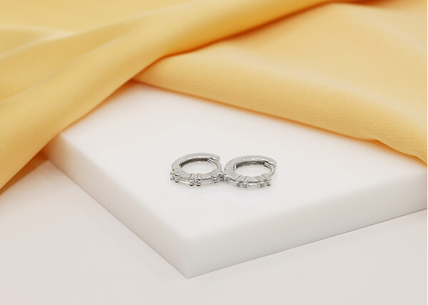 Originale silberne Ringe mit Zirkonen EA684W