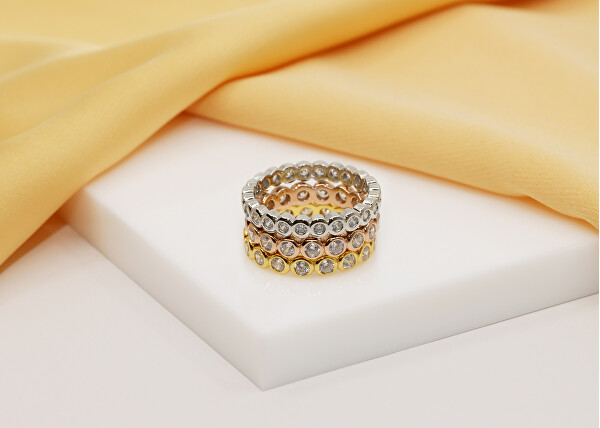Splendido anello placcato in oro con zirconi RI050Y