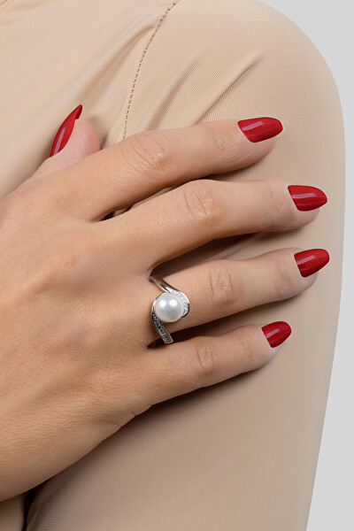 Půvabný stříbrný prsten s pravou perlou RI061W
