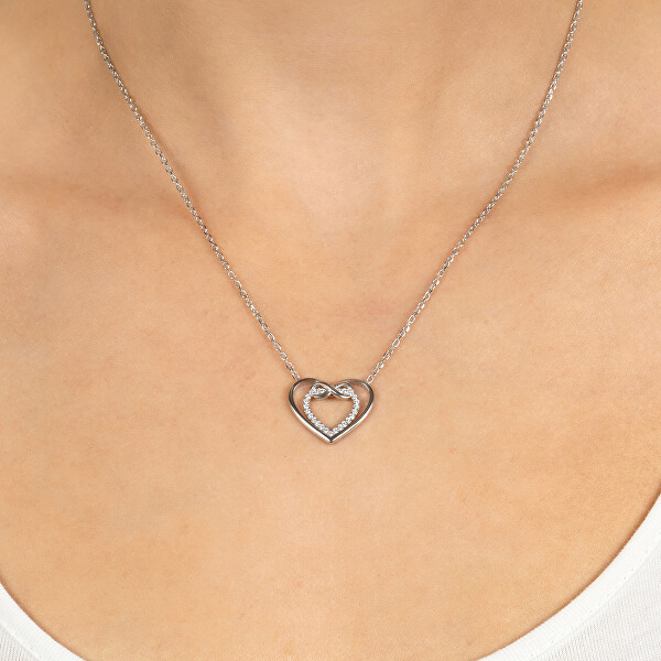 Romantický strieborný náhrdelník Nekonečná láska NCL31W