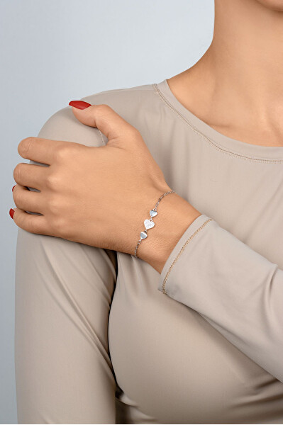 Bracciale romantico in argento con cuoricini BRC161W