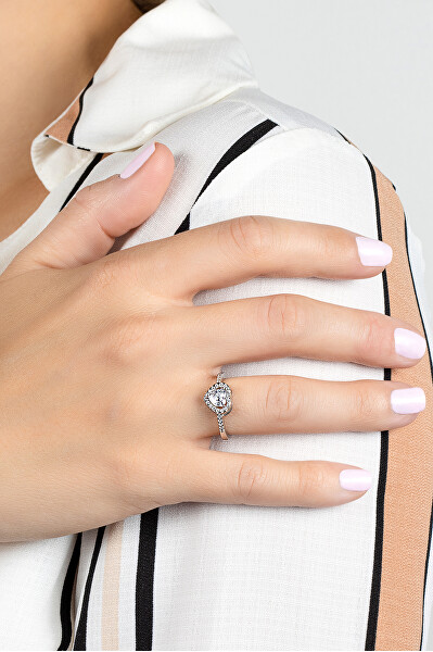 Romantický stříbrný prsten se srdíčkem RI020W