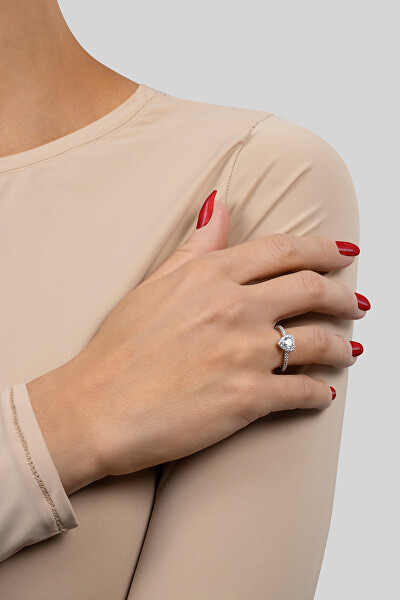 Romantický strieborný prsteň Srdce RI047W