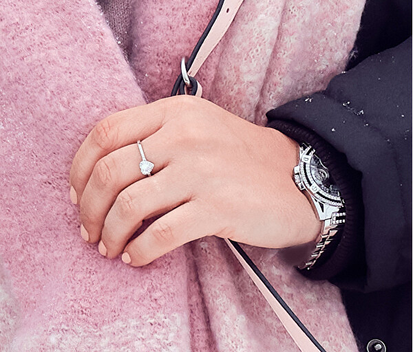 Romantický stříbrný prsten Srdce RI047WB