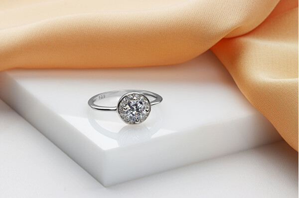 Stříbrný zásnubní prsten GR003W