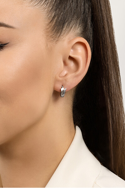 Eleganti orecchini in argento con zirconi EA210W