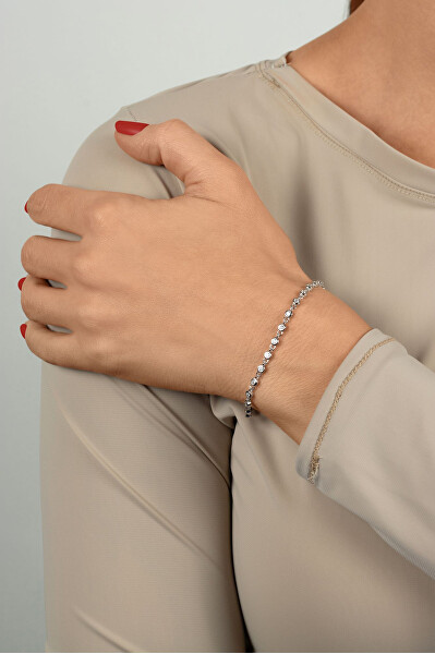 Třpytivý stříbrný náramek se zirkony BRC16W