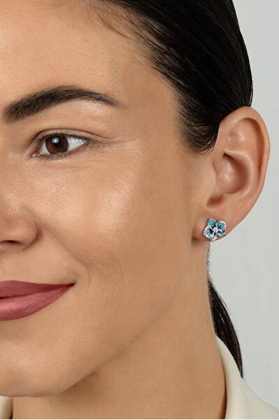 Úchvatné stříbrné náušnice Kytičky EA1223WLB