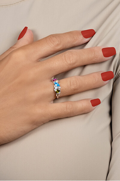 Výrazný stříbrný prsten s barevnými zirkony RI099W