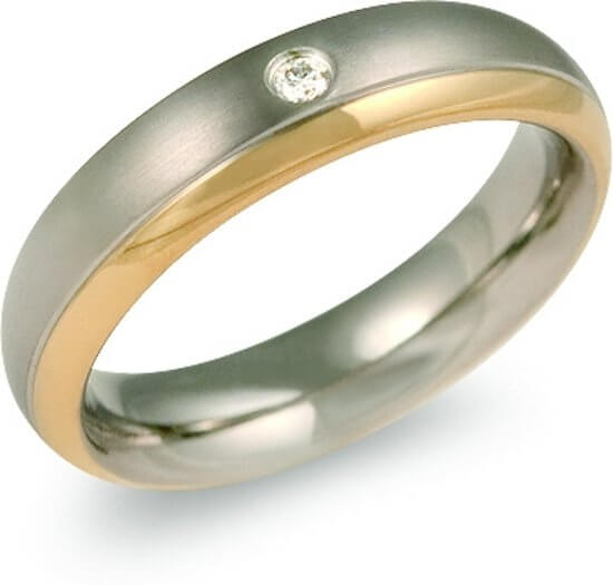 Pozlacený titanový snubní prsten s diamantem 0130-12