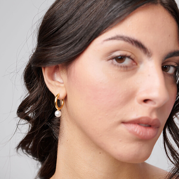 Půvabné pozlacené kruhy se syntetickou perlou Perfect BPC63