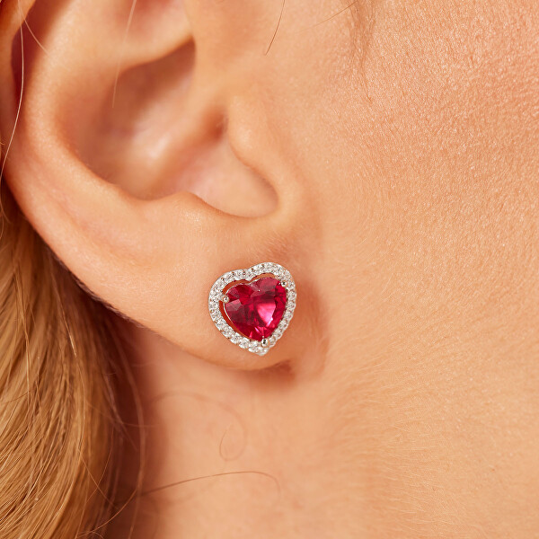 Stříbrné srdíčkové náušnice Fancy Passion Ruby FPR142