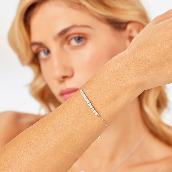 Stříbrný náramek se zirkony a umělými perlami Infinite White Fancy FIW172