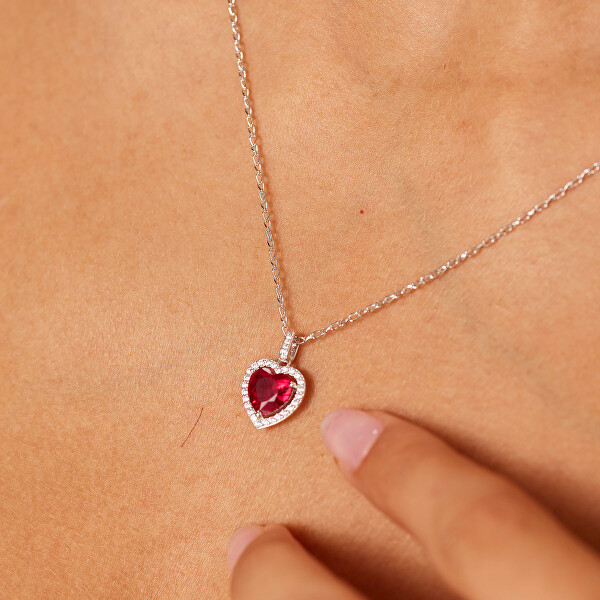 Stříbrný srdíčkový přívěsek Fancy Passion Ruby FPR141