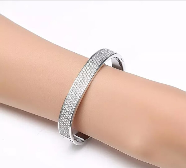 Armband mit klaren Kristallen Hook KJ06WD0401