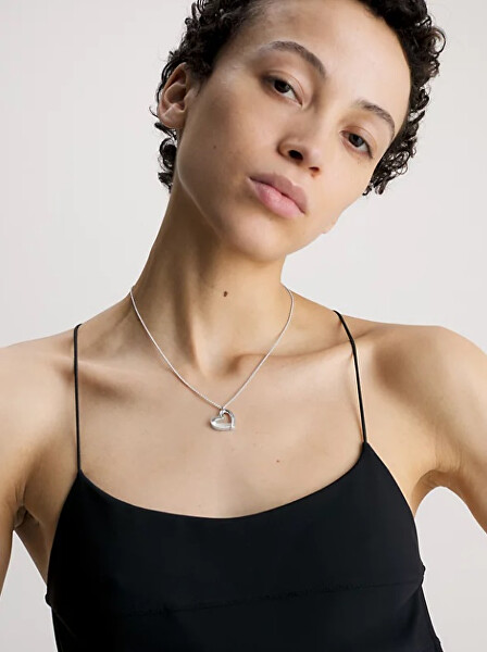 Slušivý oceľový náhrdelník so srdiečkom Minimalist Hearts 35000384