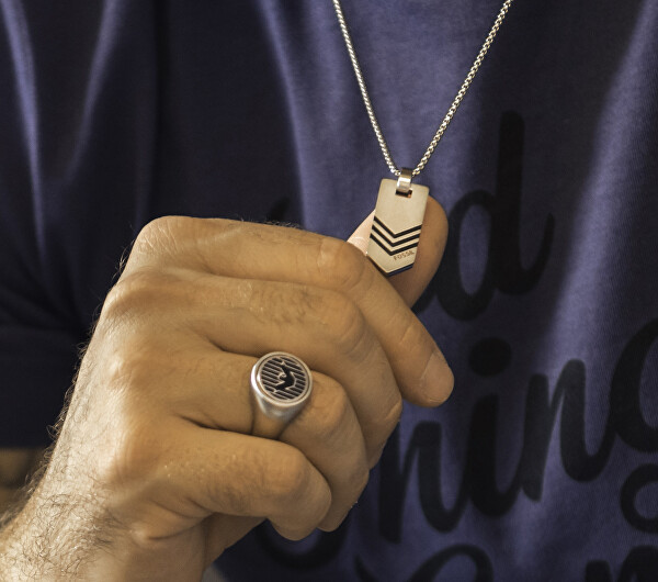Luxusní ocelový prsten s onyxem EGS2727040 | Vivantis.cz - Od kabelky po  parfém