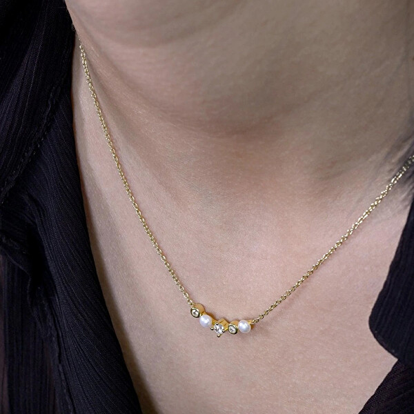 Elegantní pozlacený náhrdelník se zirkony a perlami 22057.1