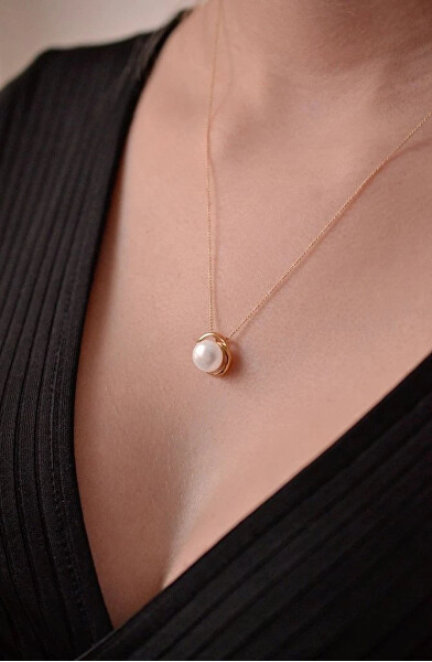 Elegantní zlatý náhrdelník s říční perlou Kruh 92P00035
