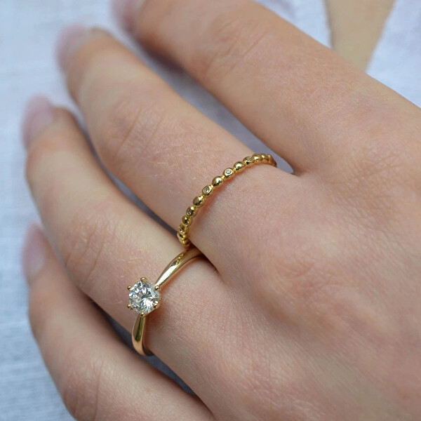 Minimalistický pozlacený prsten se zirkony 15005.1 crystal