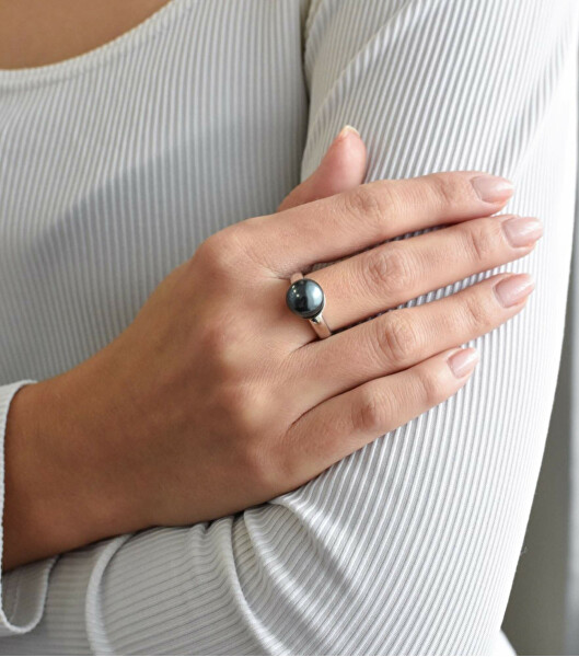 Něžný stříbrný prsten s umělou perlou 735022.3 tahiti