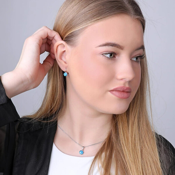 Stříbrné visací náušnice s modrým syntetickým opálem 11467.3 blue