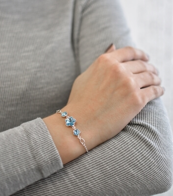 Silber Armband mit Kristallen von Swarovski Blue 33112.3