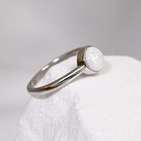 Stříbrný prsten s bílým opálem 15001.1 white
