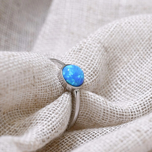 Stříbrný prsten se světle modrým opálem 15001.3 lt.blue