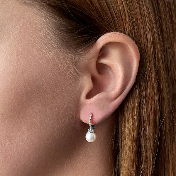 Scintillanti orecchini pendenti con perle vere in oro bianco 81P00022