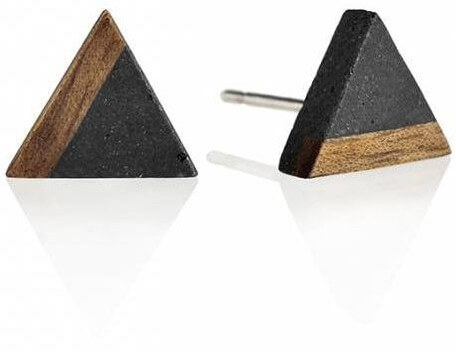 Peckové náušnice z betonu a dřeva Triangle Wood GJEWWOA003UN