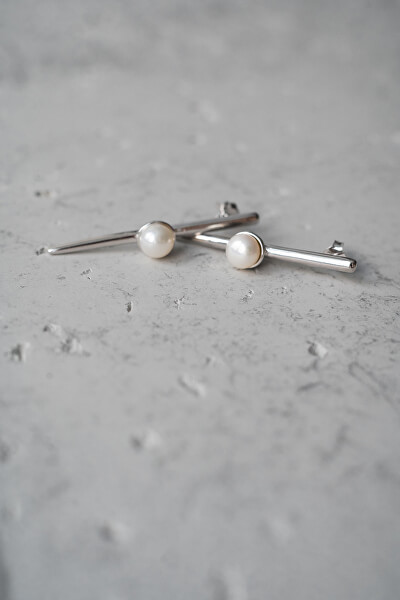 Originali orecchini in argento con vera perla JL0464
