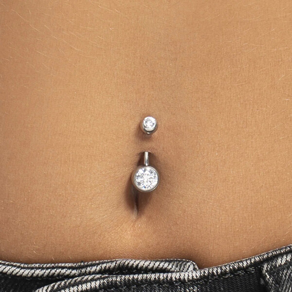 Ocelový piercing do pupíku s čirými zirkony PR143