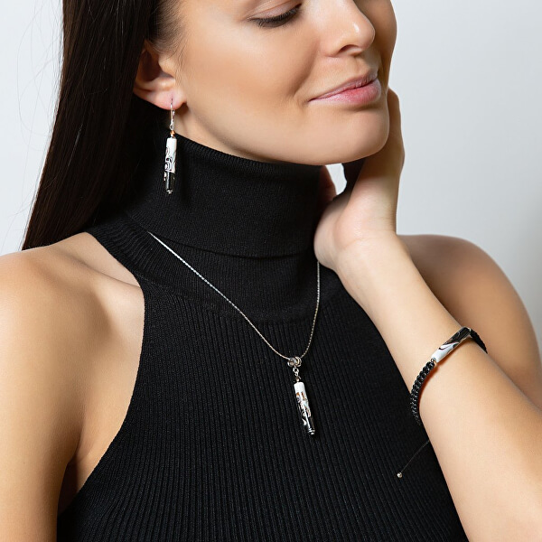 Elegantný náhrdelník Black & White s unikátnou perlou Lampglas NPR11