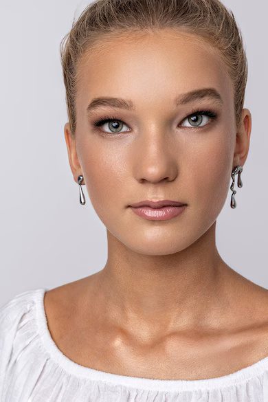 Asymetrické ocelové náušnice Averie Silver Earrings MCE24018S