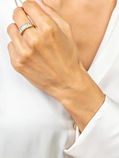 Blyštivý pozlacený prsten se zirkony Leila White Ring MCR23061G