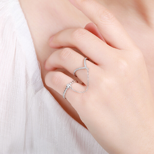 Netradiční dvojitý prsten ze stříbra se zirkony R00022