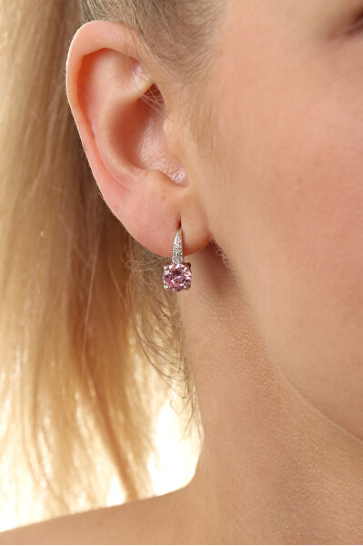 Gyengéd ezüst fülbevaló rózsaszín cirkónium kövekkel  E0000664
