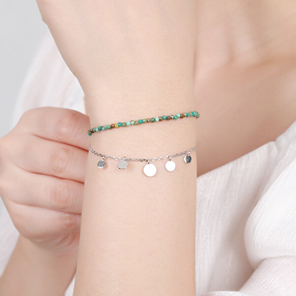 Stilvolles Armband mit türkisfarbenen Perlen B0000430