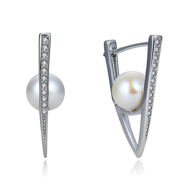 Elegantní stříbrné náušnice s říčními perlami EP000138