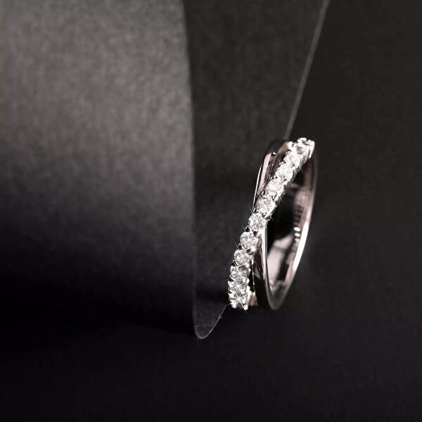 Anello elegante in argento con zirconi trasparenti Scintille SAQF151