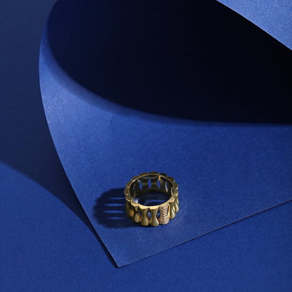 Moderný pozlátený prsteň z recyklovaného striebra Essenza SAWA19