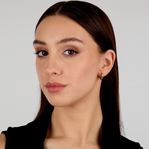 Půvabné vlnité náušnice z pozlacené oceli Design SAYP09