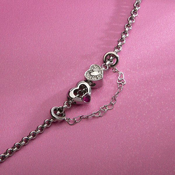 Romantický ocelový náramek se srdíčky Drops SCZ1420