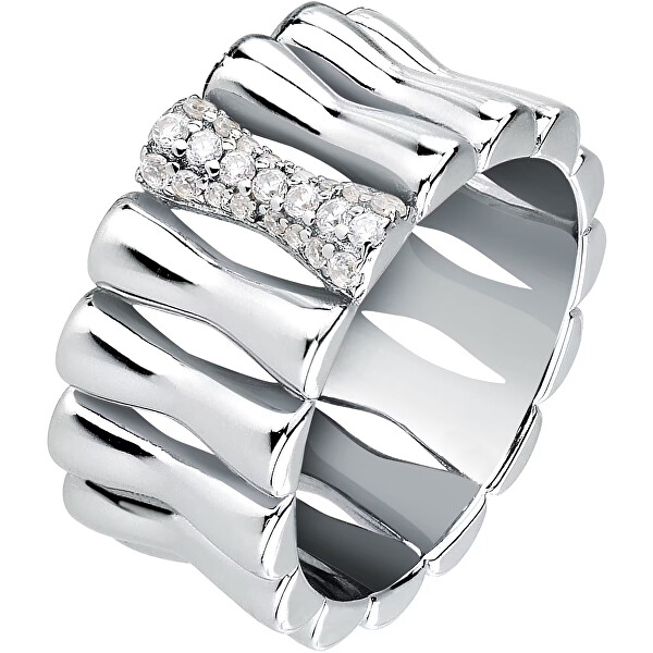 Moderner Ring aus recyceltem Silber Essenza SAWA20