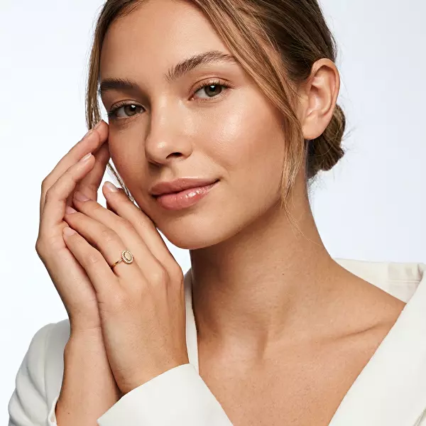 Elegantní pozlacený prsten Ovál s aureolou Shine 163800C01