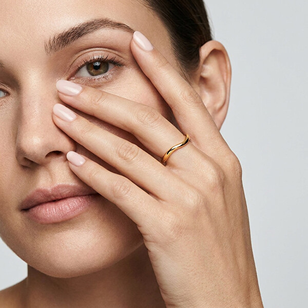 Minimalistický pozlátený prsteň Shine Essence 163314C00